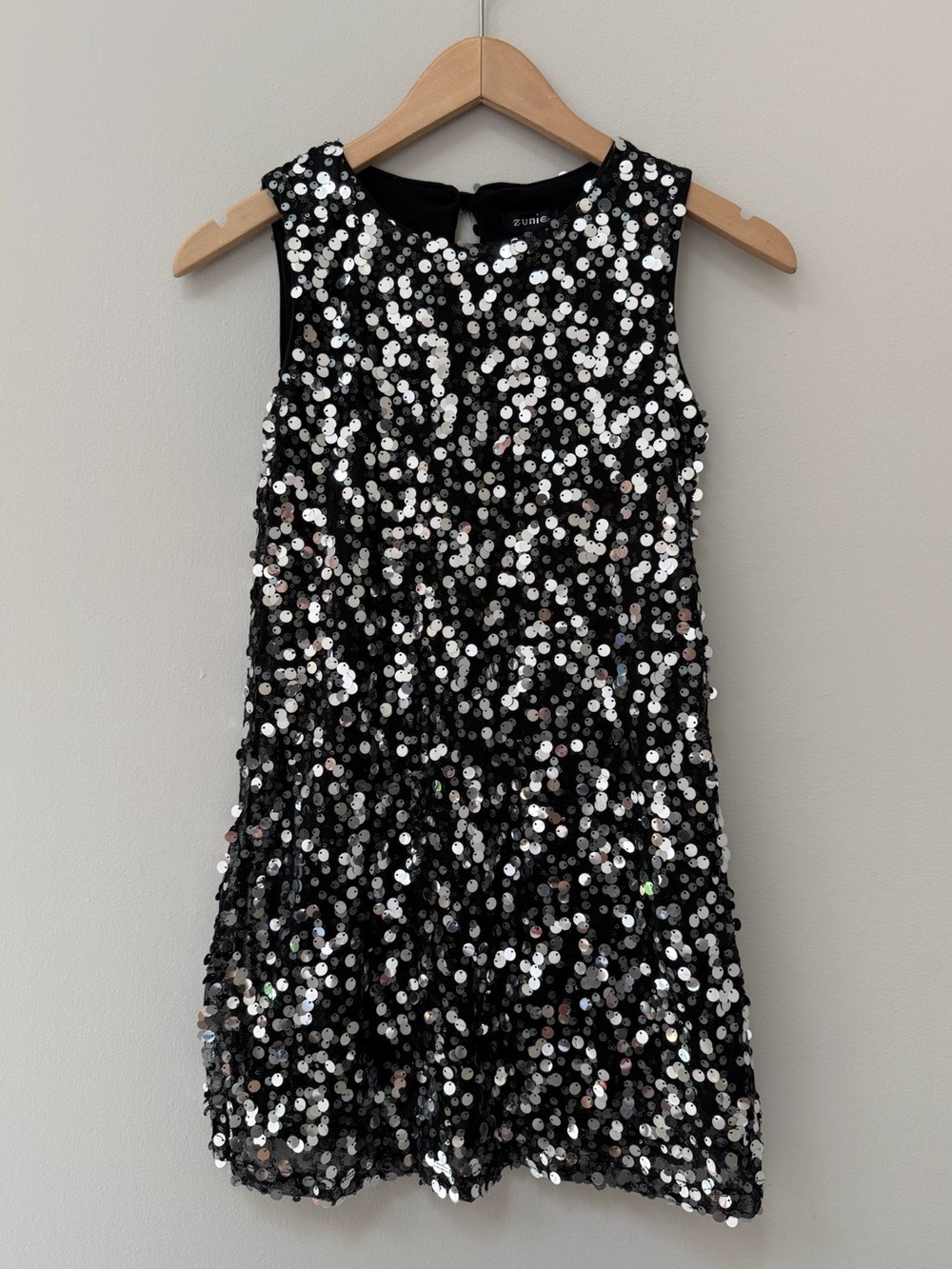 Zunie Girl’s Sleeveless A-Line Black Party Dress with Silver Sequins